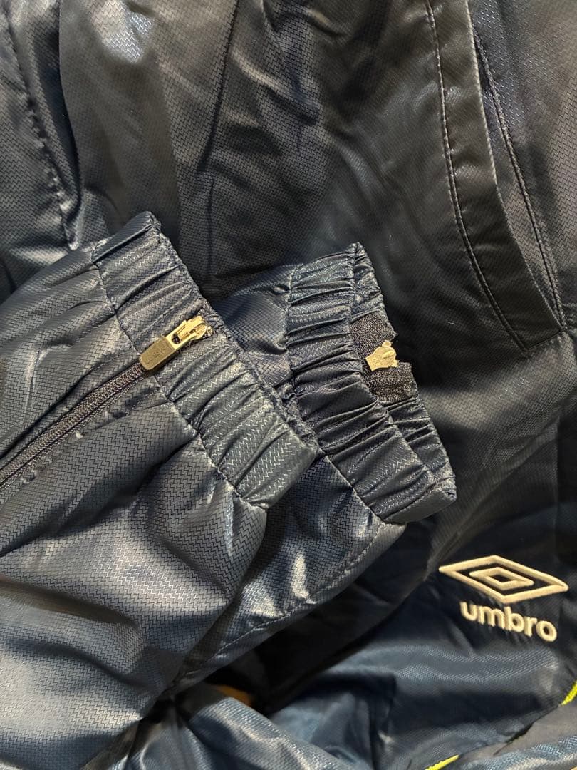 UMBRO インシュレーションピステ ウィンドブレーカー O 上下 セットアップ