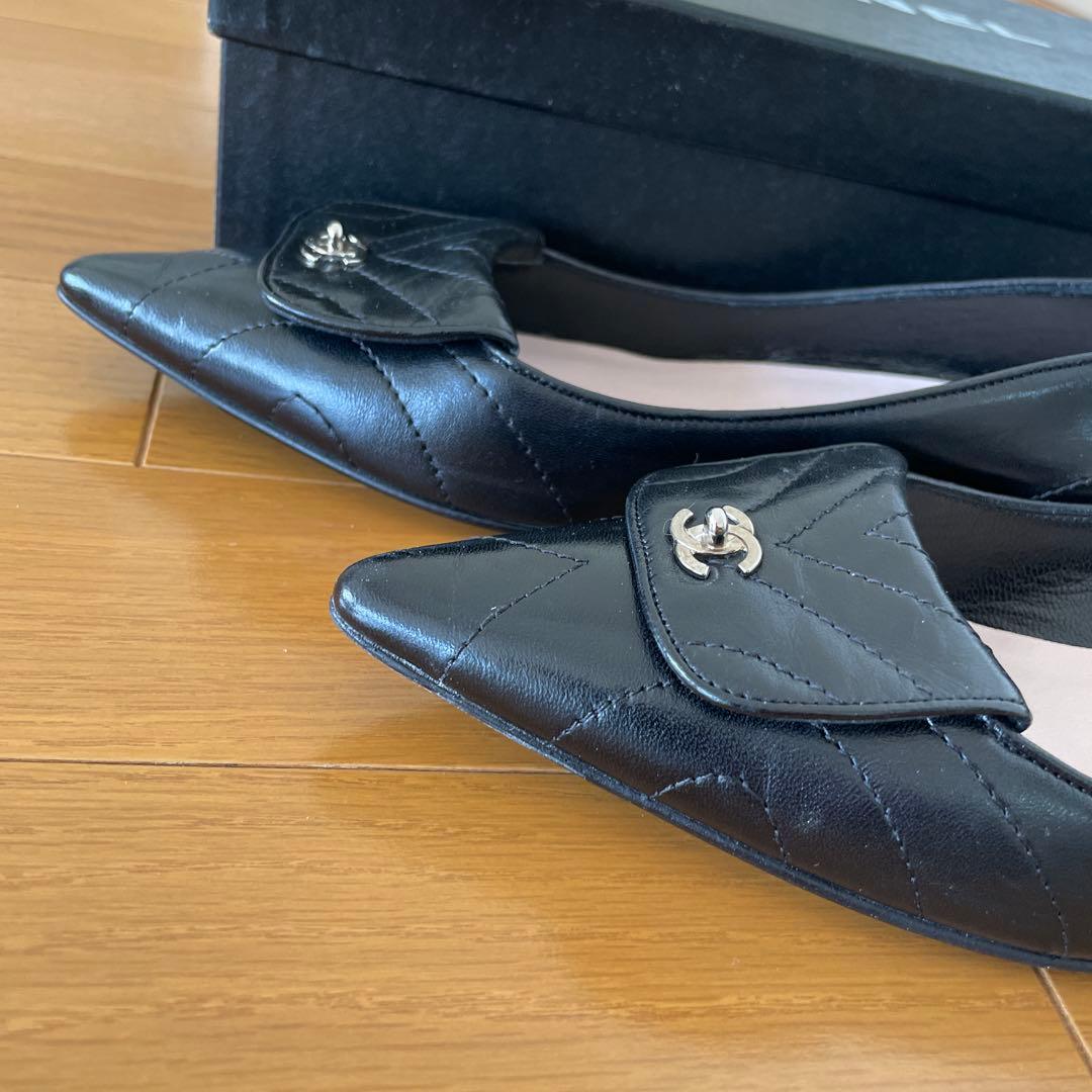 CHANELシャネル　レザーパンプス　ブラック37 箱付