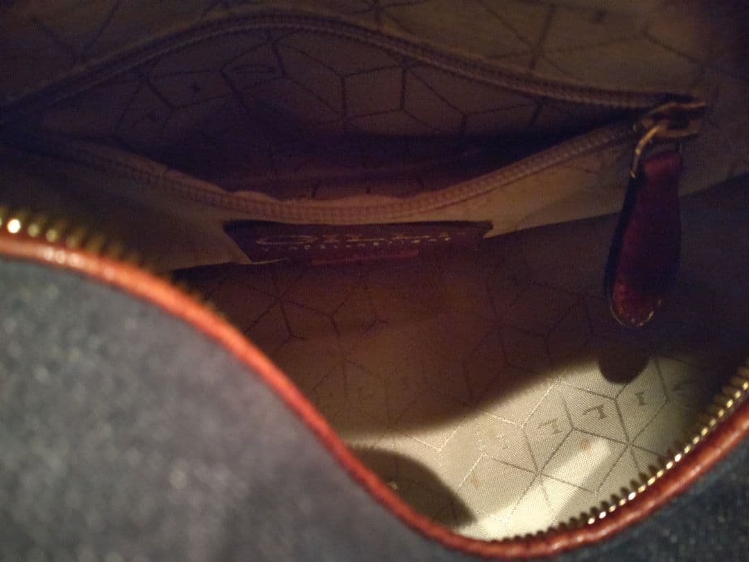 GILLI ジリ 本革×デニム キューブバック 白雪姫 童話 シリーズ トート