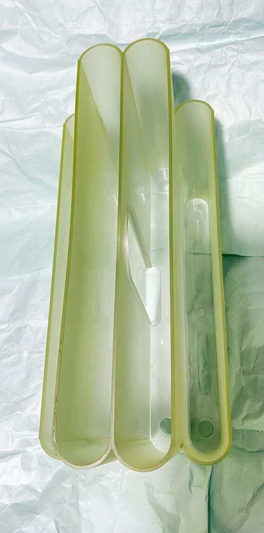 超希少色 Kartell カルテル ポルタリビステ マガジンラック