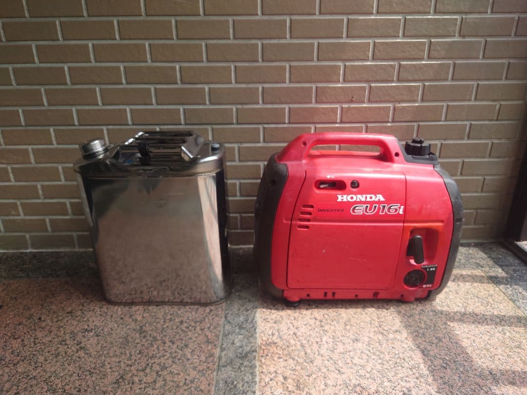 HONDA EU16i ポータブル発電機 赤