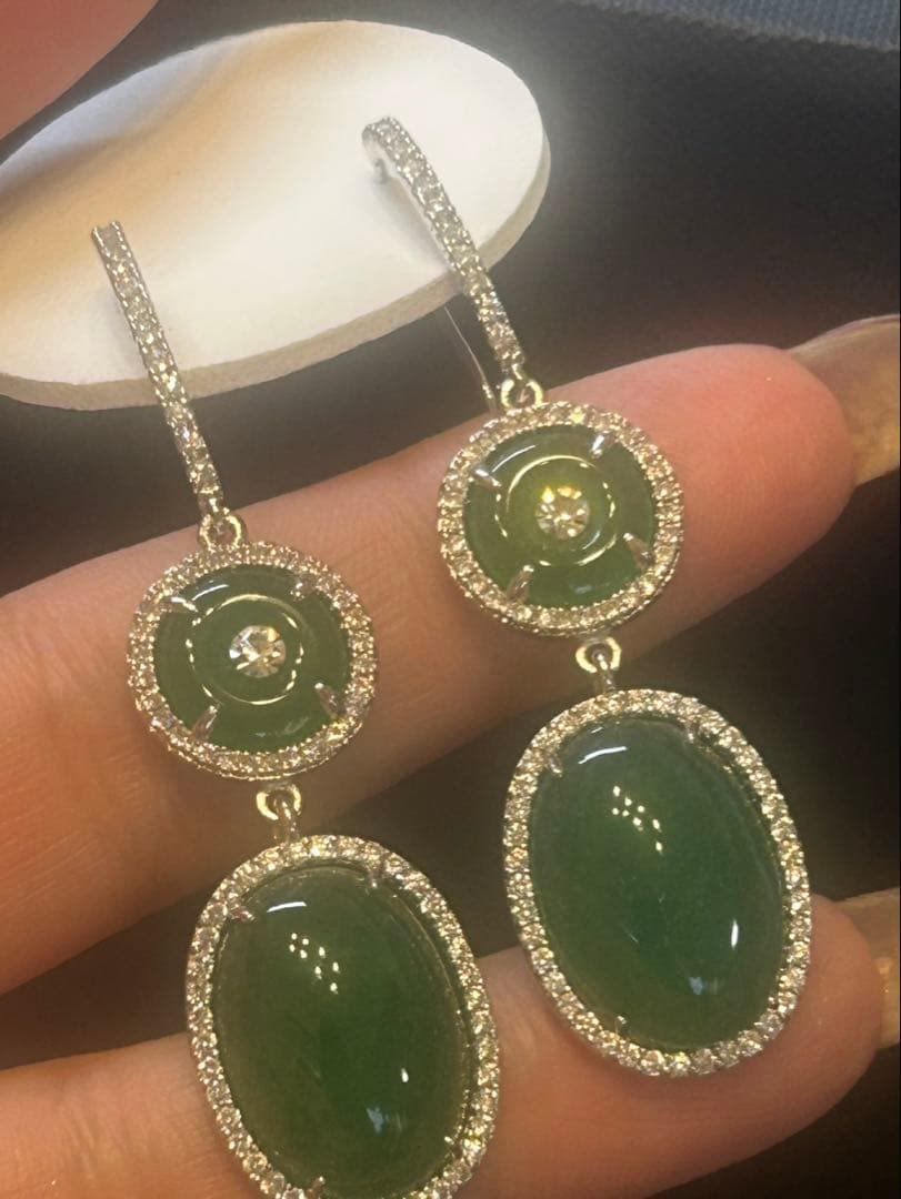 アヴェンチュリン翡翠デザインピアス➕お楽しみピアスもう1点サービス