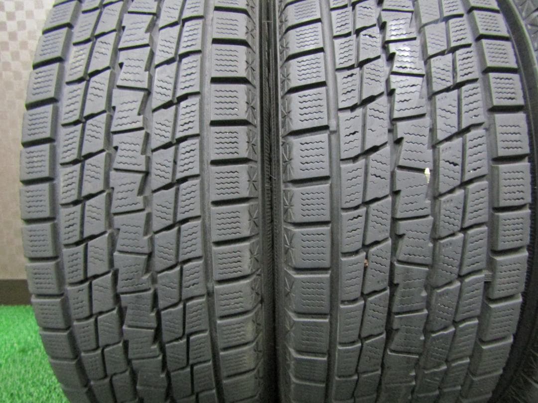 ☆送料込☆使用僅か・バリ溝☆グッドイヤー アイスナビ SUV 225/60R18