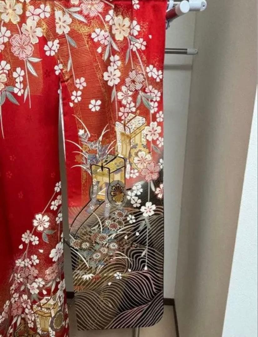 振袖（生絹）と帯の2点