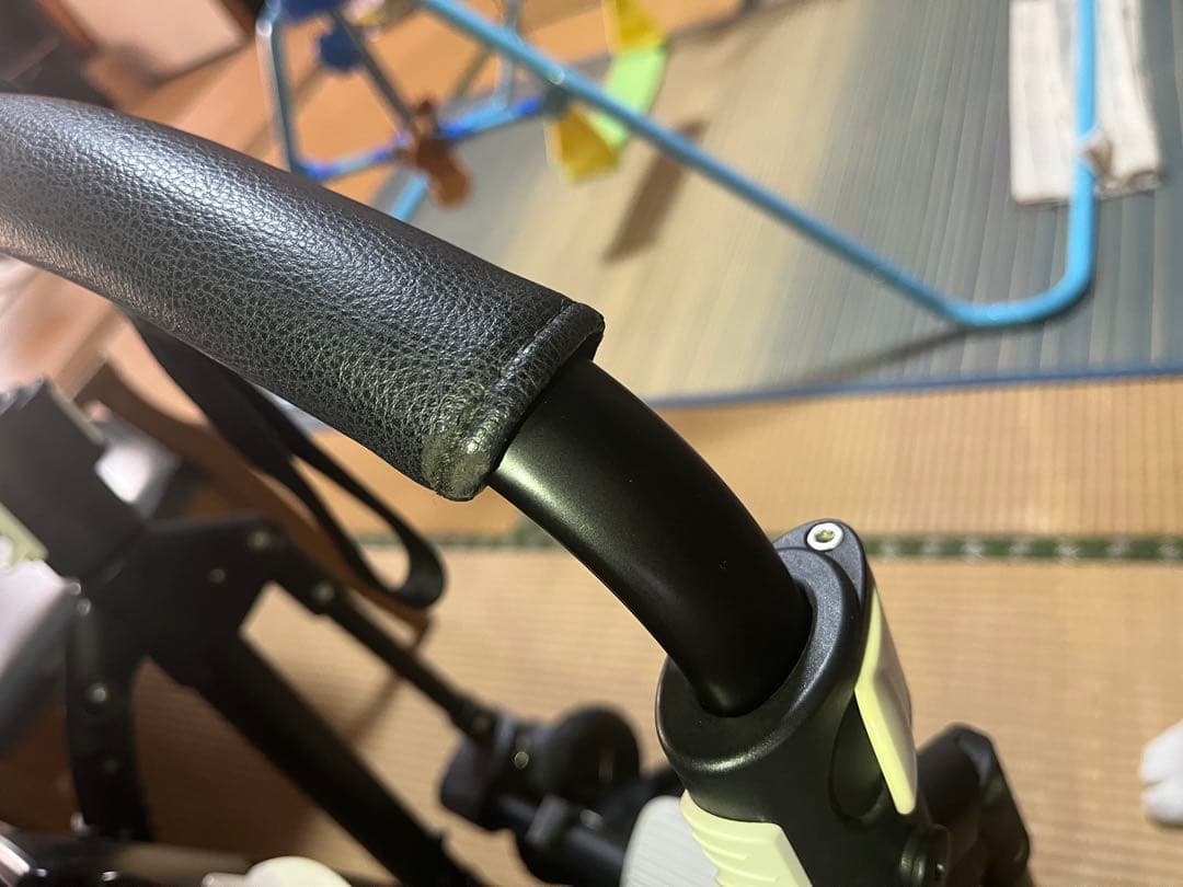 値下！バガブーbee5 ベビーカー オリーブグリーン　bugaboo スタンド有