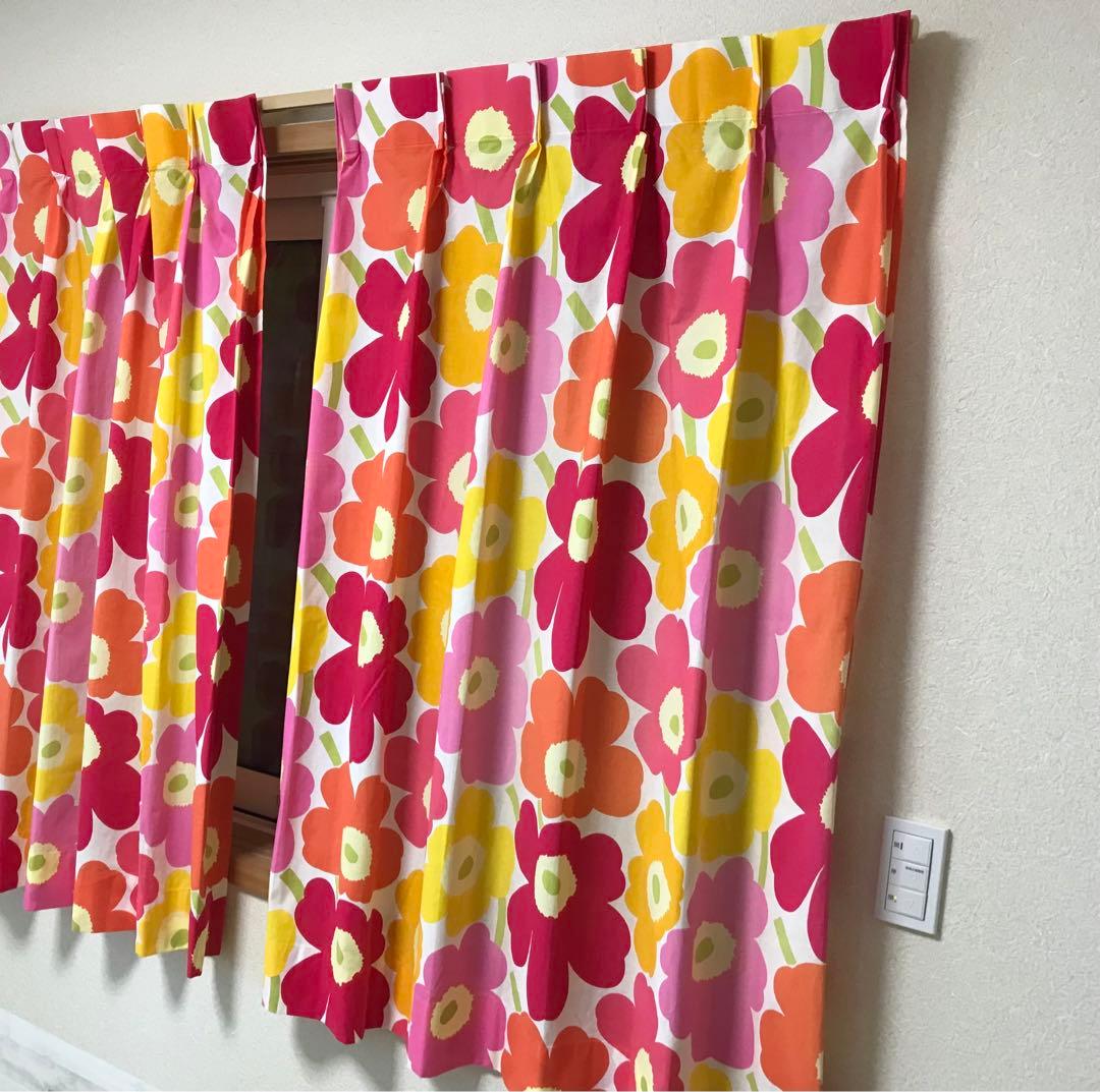 マリメッコ　ウニッコ（Unikko）　オーダーカーテン