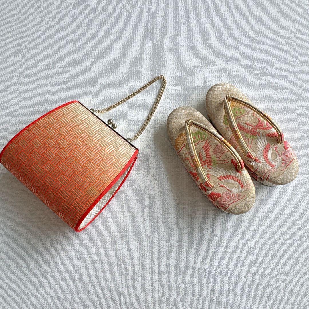 七五三　７歳女の子　オレンジ地　比翼仕立　刺繍金銀　花御所車未使用袋帯　7295