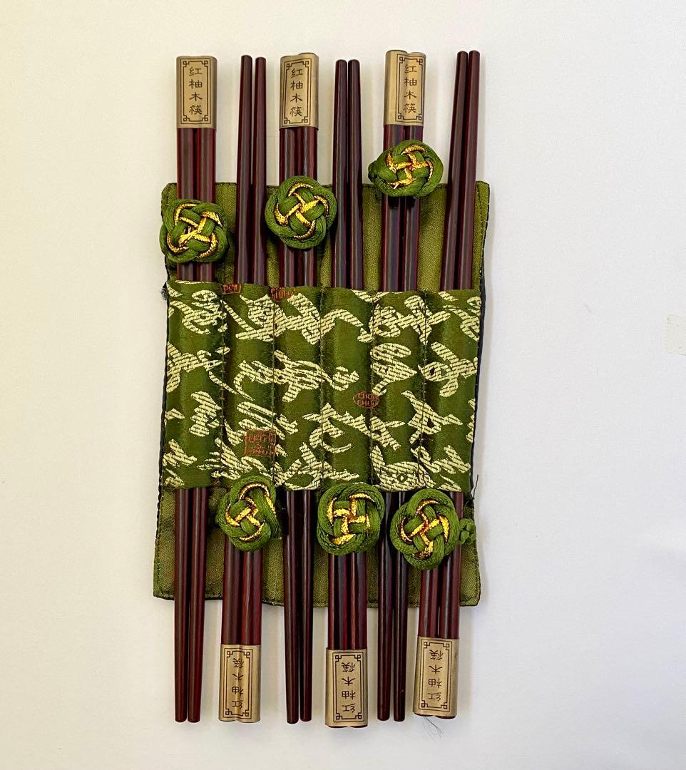 紅柚木快　箸とマット