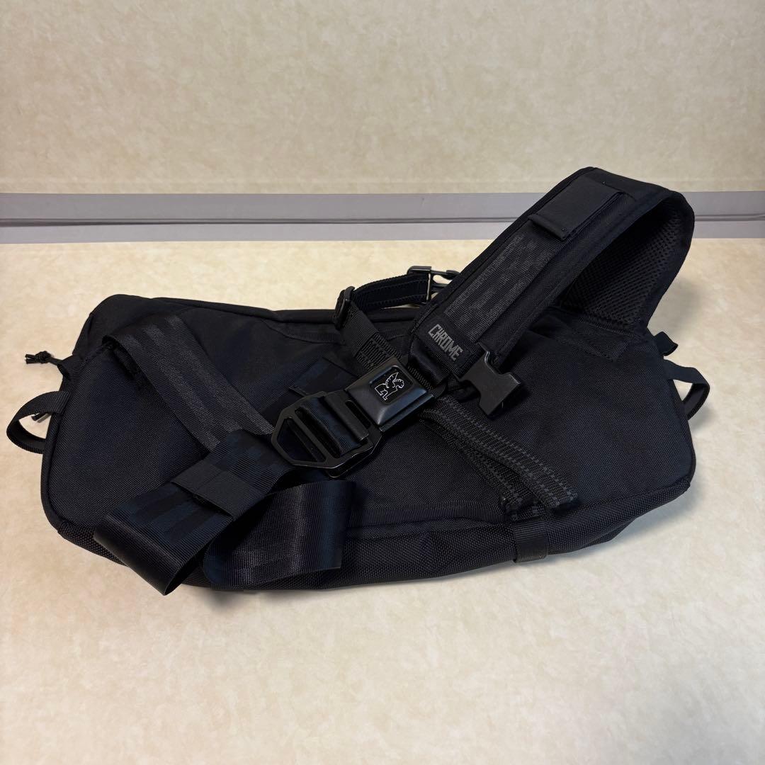 【ほぼ新品】Chrome kadetメッセンジャーバッグ ブラック