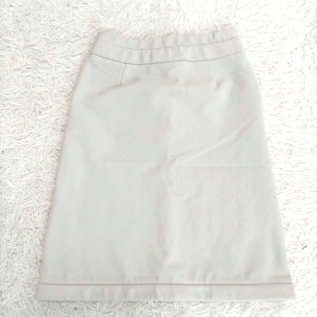 プラダスポーツ　スカート　膝丈　グレージュ　ボンディング素材　肉厚