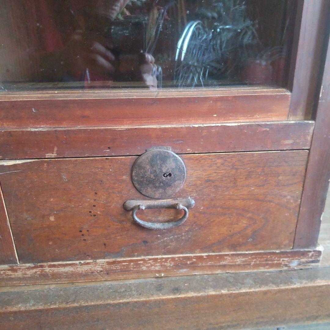 昭和レトロ ガラス戸棚｜引き出し付き食器棚｜古民家・カフェ什器に