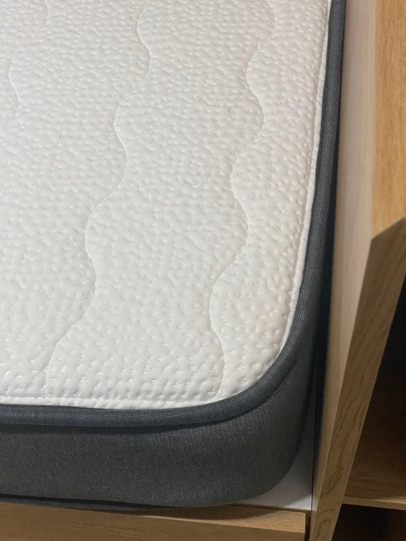 【美品】NELLマットレス　セミダブル