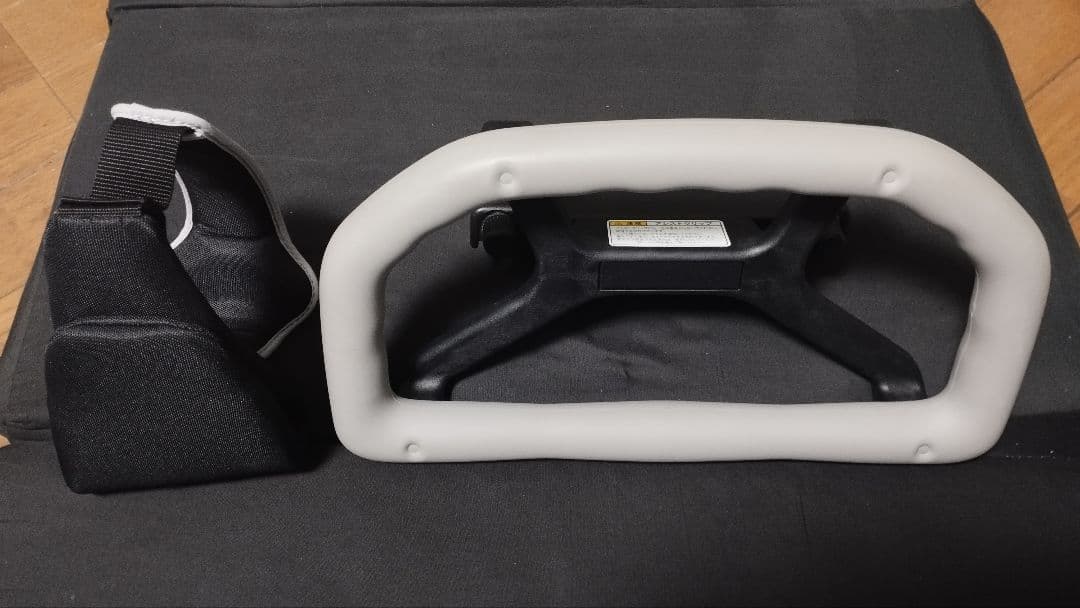 サポトヨプラス　アシストグリップ　ヘッドレスト＋つり革タイプ