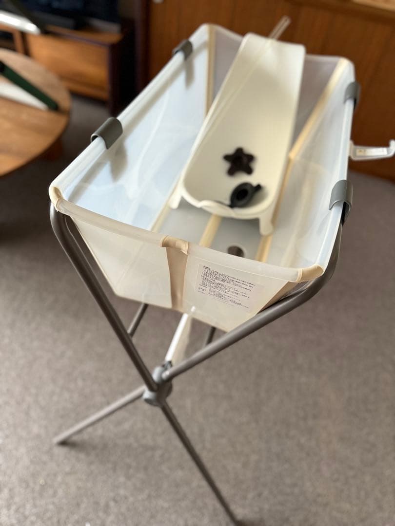 ストッケ　ベビーバス+ニューボーンサポート+スタンド　3点セット