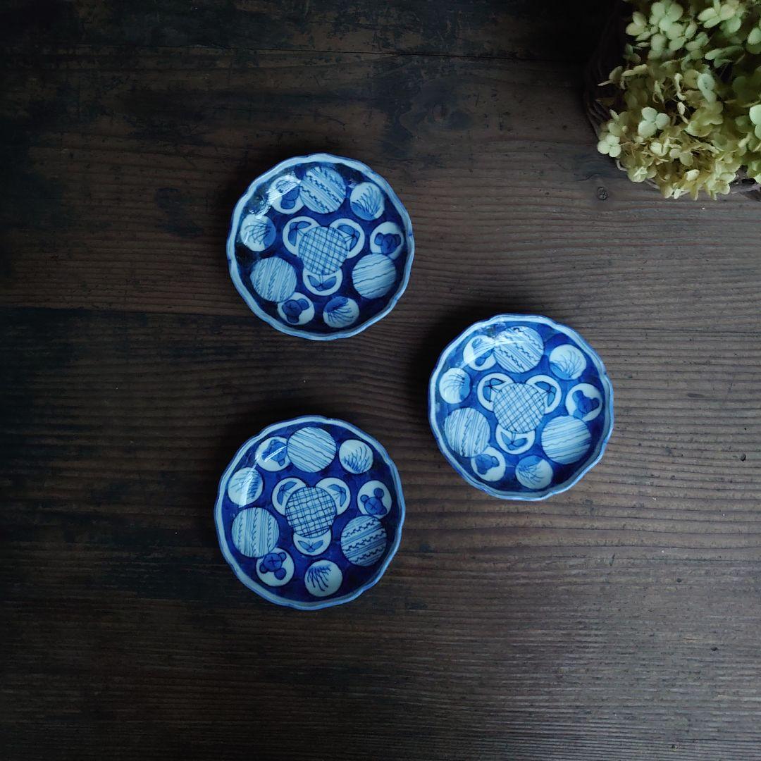 【ご成約】大聖寺伊万里 色絵 輪花縁 4寸皿 と骨董の器 おまとめ