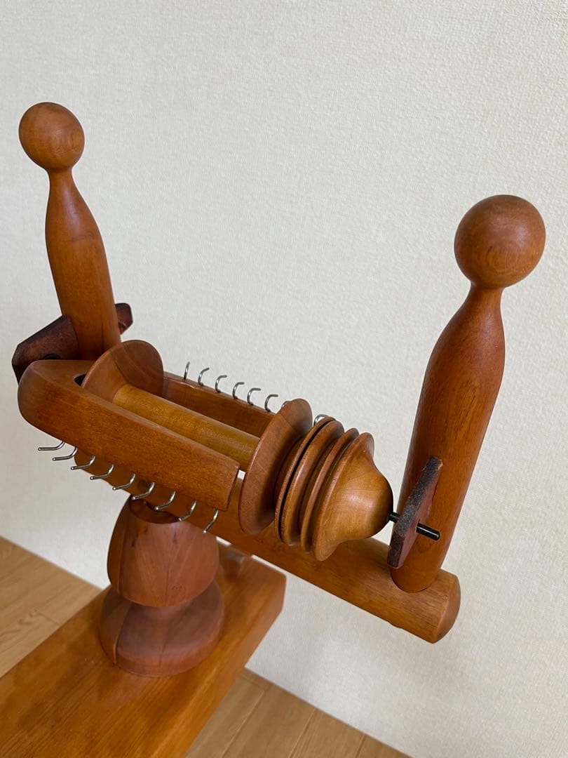 東京手織機　紡ぎ車