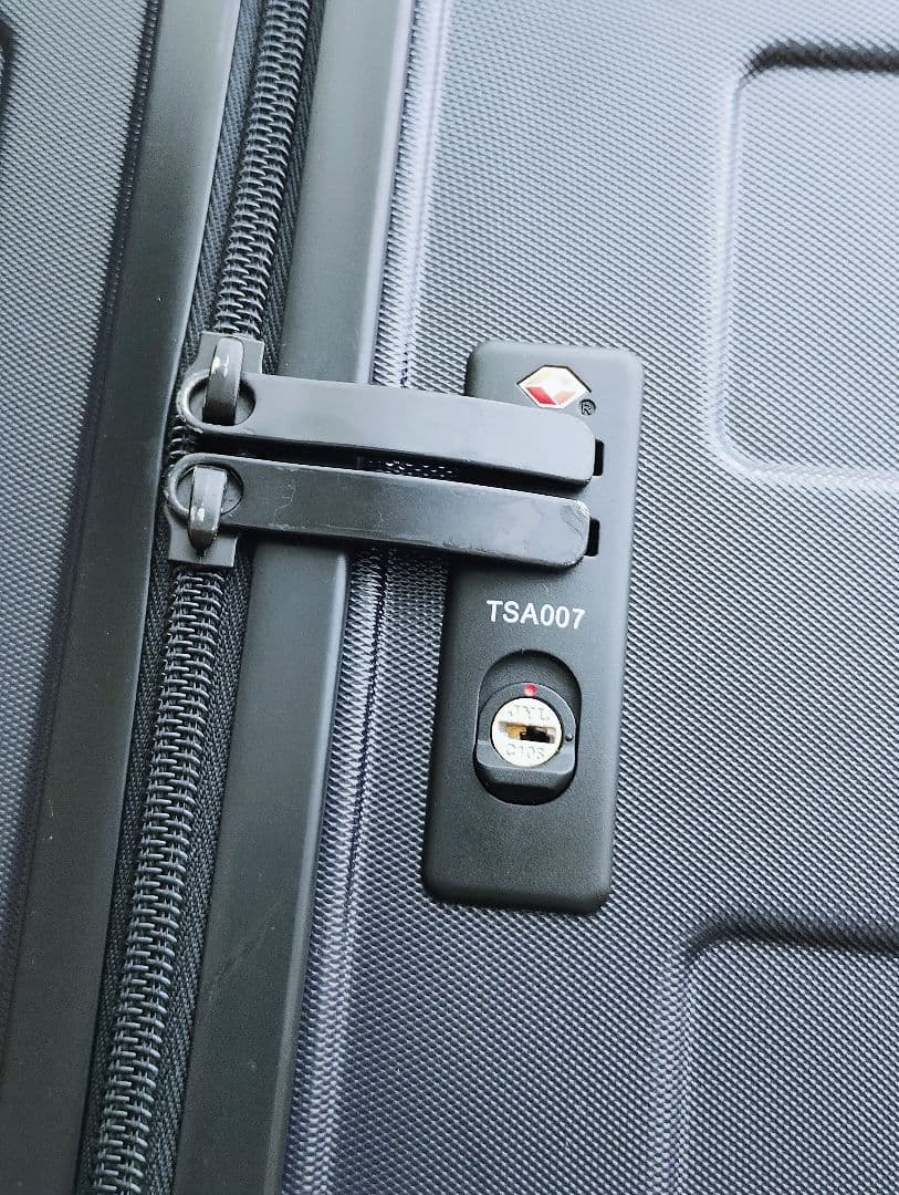 無印良品 バーを自由に調節できる ハードキャリーケース(105L)ネイビー