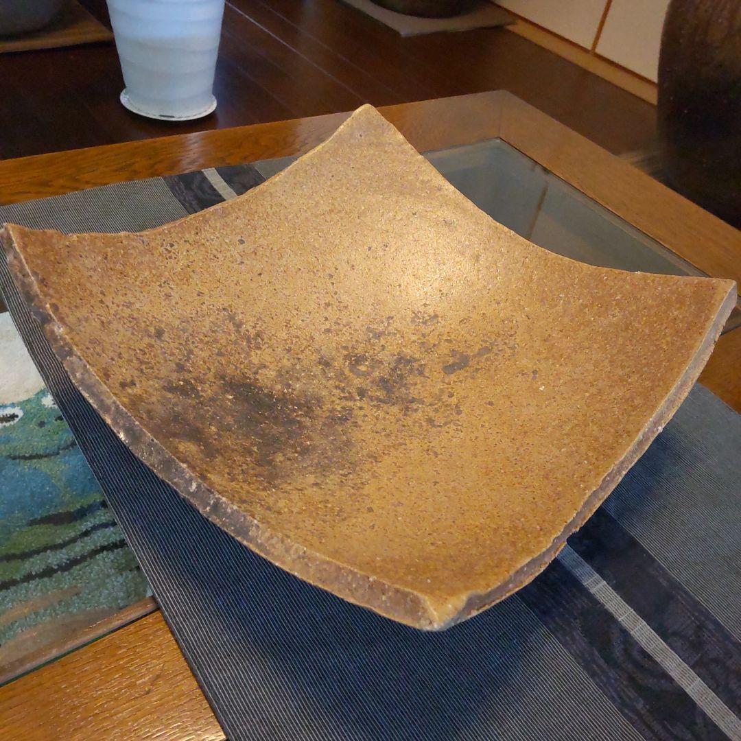 脚つき　四方鉢　備前焼