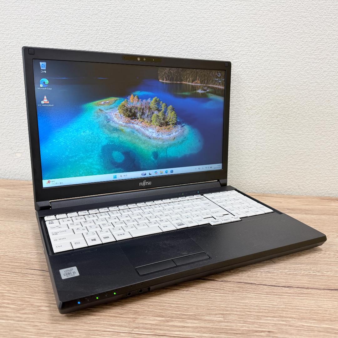 週末特価LIFEBOOK A5510/DX i5 第10世代 8GB/500GB