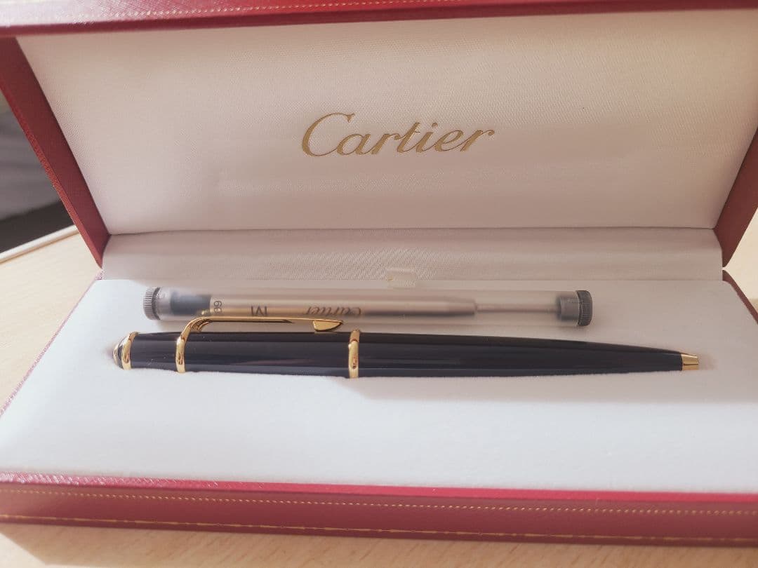 Cartier ブラック ボールペン