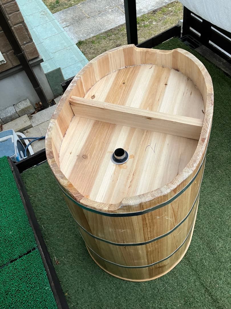 木製　風呂釜　浴槽　木の浴槽　浴槽　木桶　樽