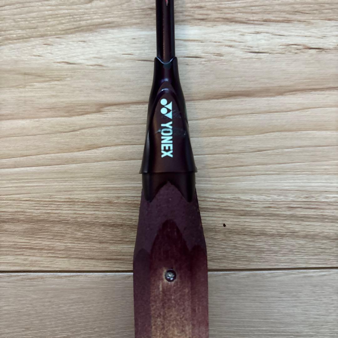 YONEX バドミントンラケット　アストロクス100zz 3UG5