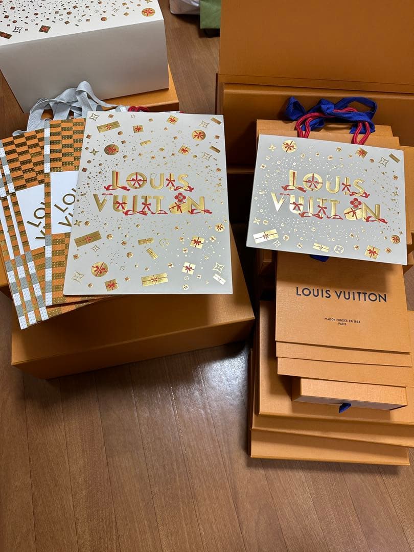 LOUIS VUITTON ショップ袋とギフトボックスセット