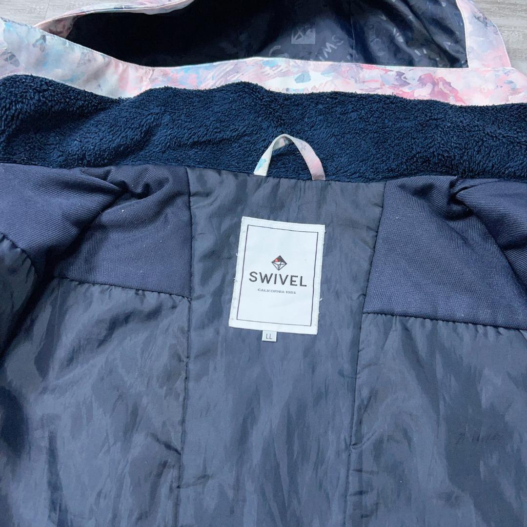 美品 Swivel スノーウェアウェア レディースXL スキーウェア 総柄