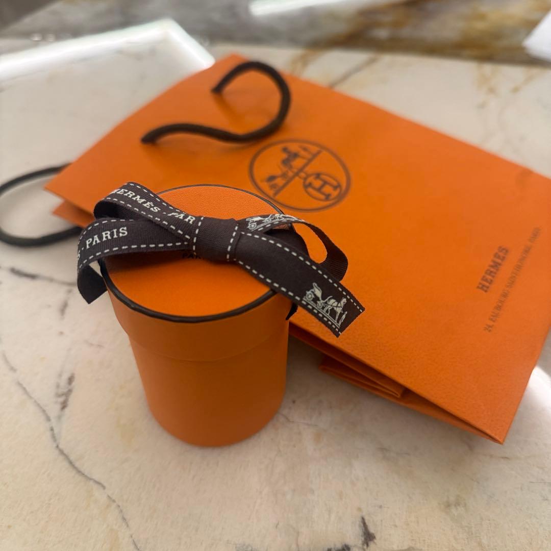 新品未使用★HERMES フォーブルの切手愛好家 ツイリー スカーフ