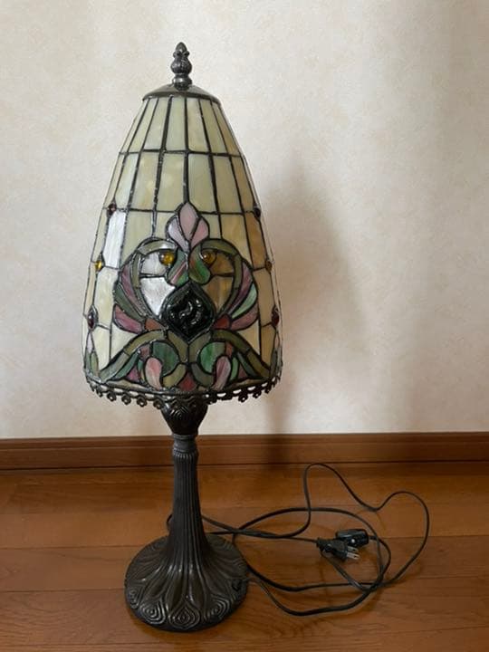 ステンドグラスランプ