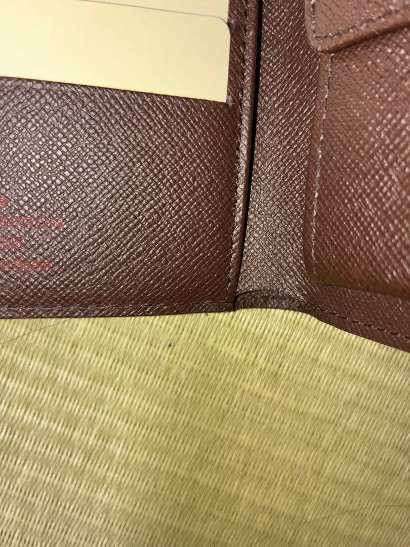 ルイヴィトン ダミエ 二つ折り財布 箱・保存袋付き 美品 正規品