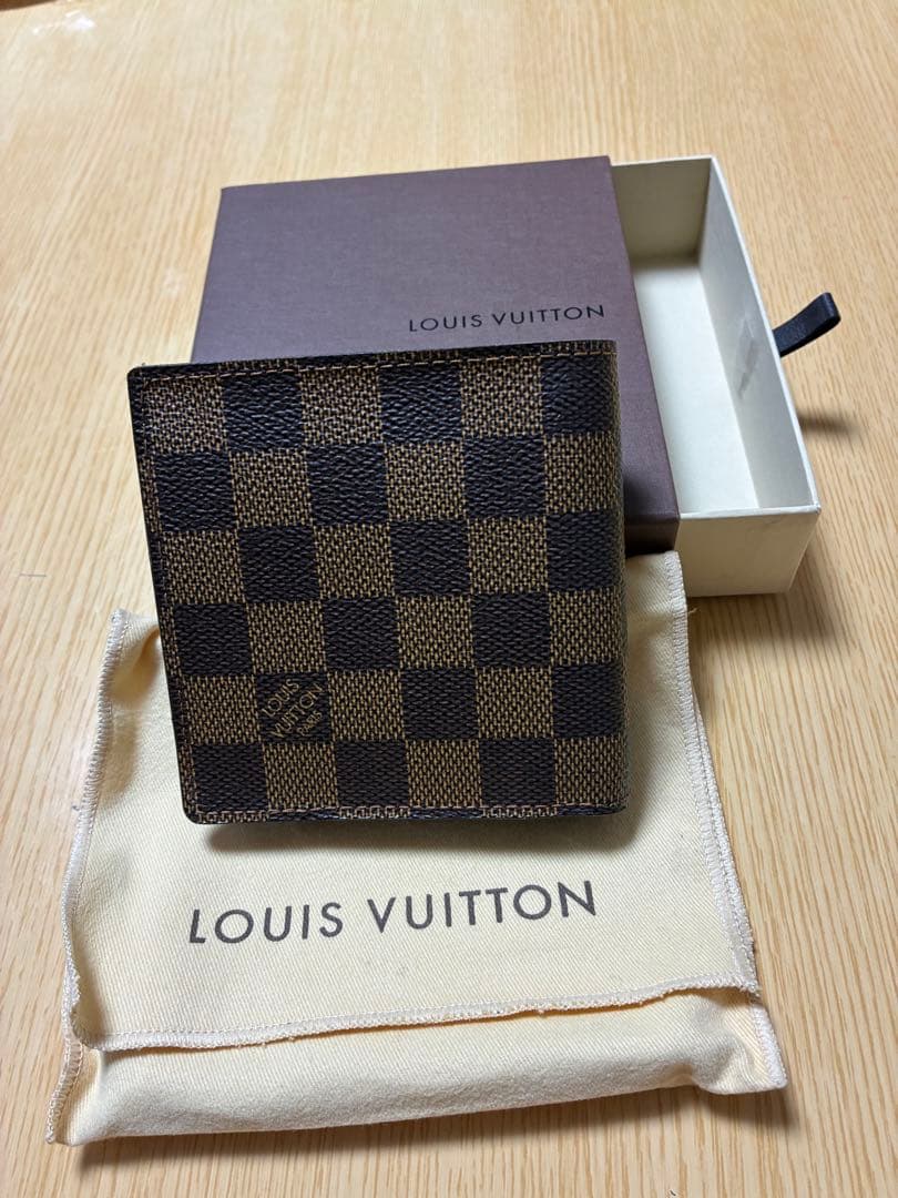 ルイヴィトン ダミエ 二つ折り財布 箱・保存袋付き 美品 正規品