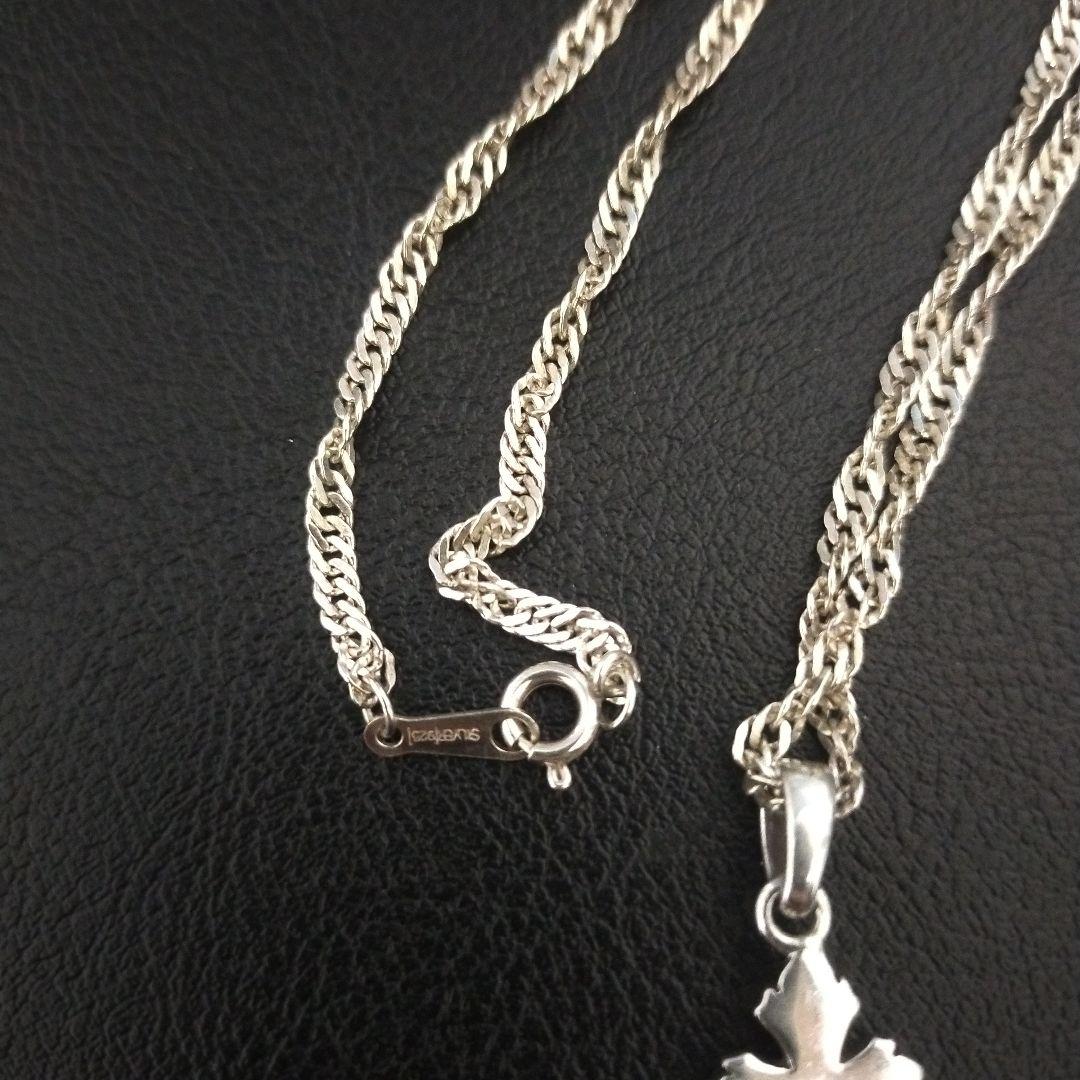 人気　クロス シルバー 925 ネックレス　　ルビーペンダント　美品