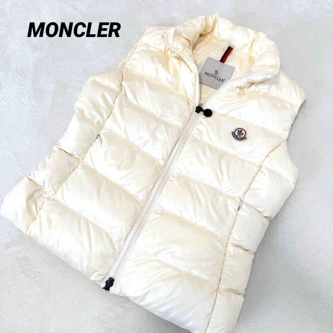 MONCLER ホワイト　ロゴマーク　コミックタグ　ダウンベスト　サイズ1