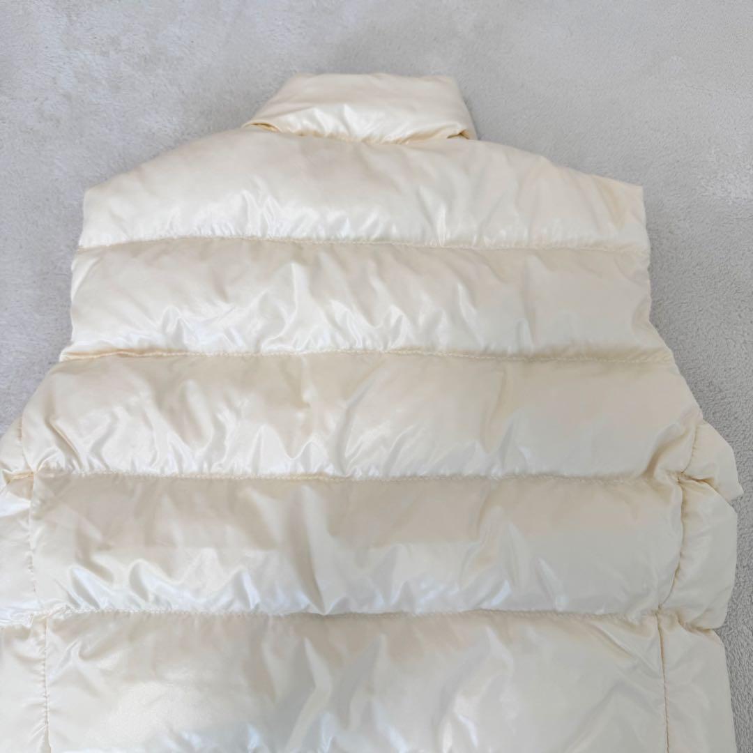 MONCLER ホワイト　ロゴマーク　コミックタグ　ダウンベスト　サイズ1