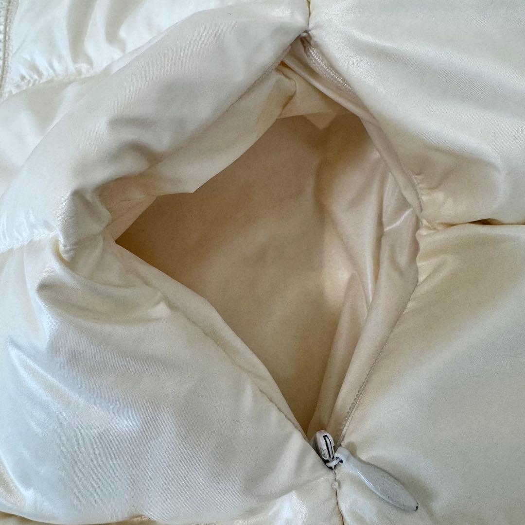 MONCLER ホワイト　ロゴマーク　コミックタグ　ダウンベスト　サイズ1