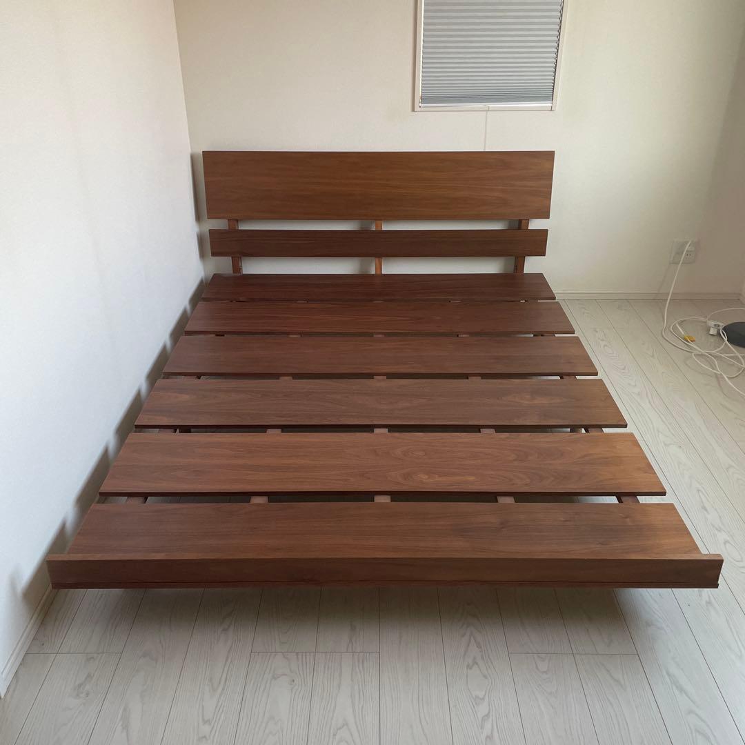 ニトリダブルベッドフレーム　ベッドフレーム　すのこベッドフレーム　木製ベッド