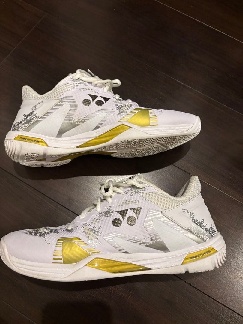 ヨネックス　バドミントンシューズ　エクリプション　27センチ　SHBELZ3M