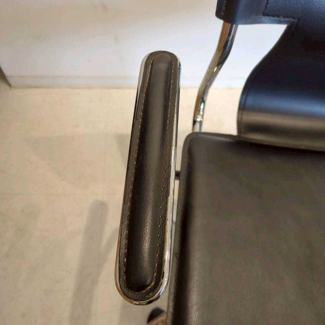 デスクチェア　ワーキングチェア　黒　昇降椅子　キャスター