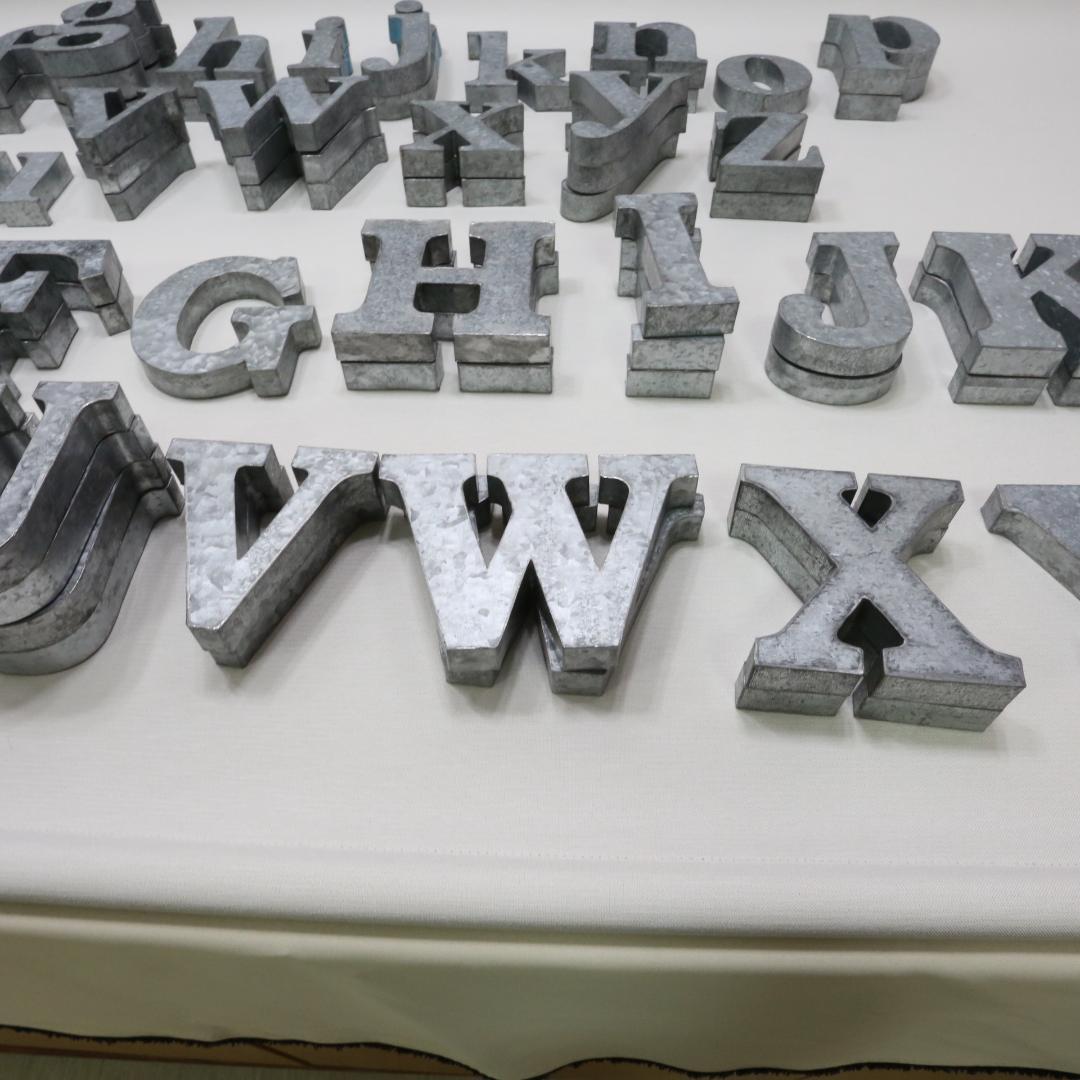 ブリキ箱文字　英数　大小　02017