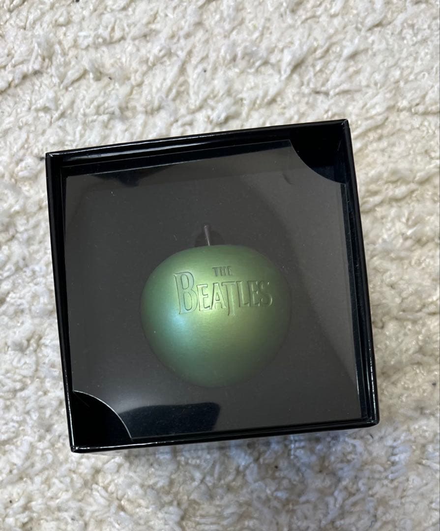THE BEATLES STEREO USB リンゴ型