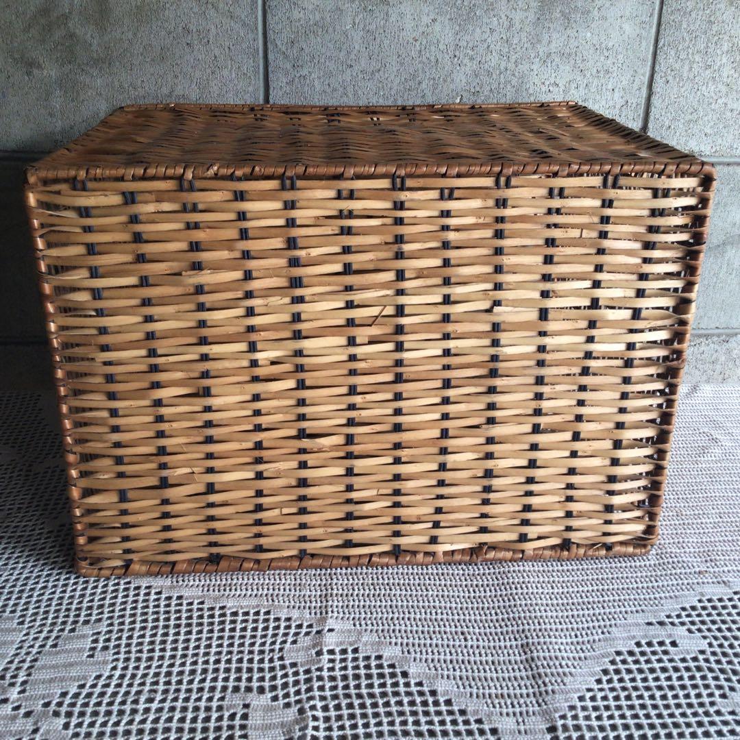 昭和レトロ・竹籠・かご・ラタン・バスケット・脱衣かご・収納箱・古道具