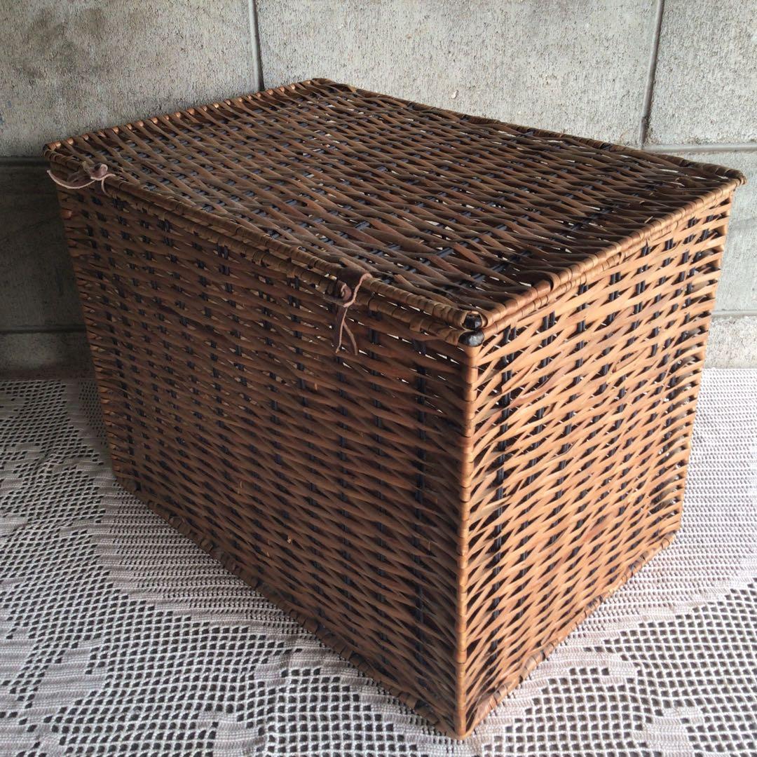 昭和レトロ・竹籠・かご・ラタン・バスケット・脱衣かご・収納箱・古道具