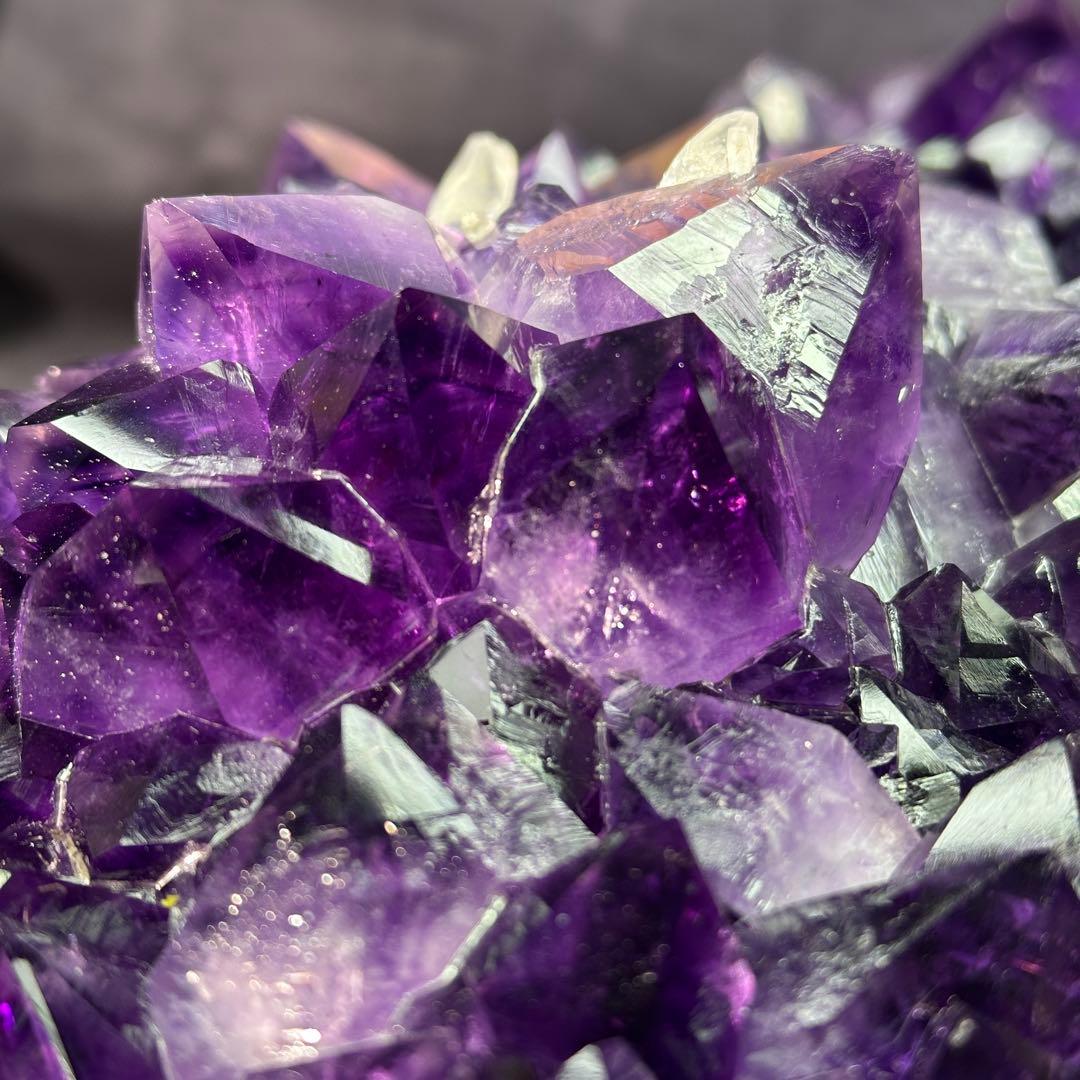 【最高品質】天然石 アメジストの原石　置物G.302