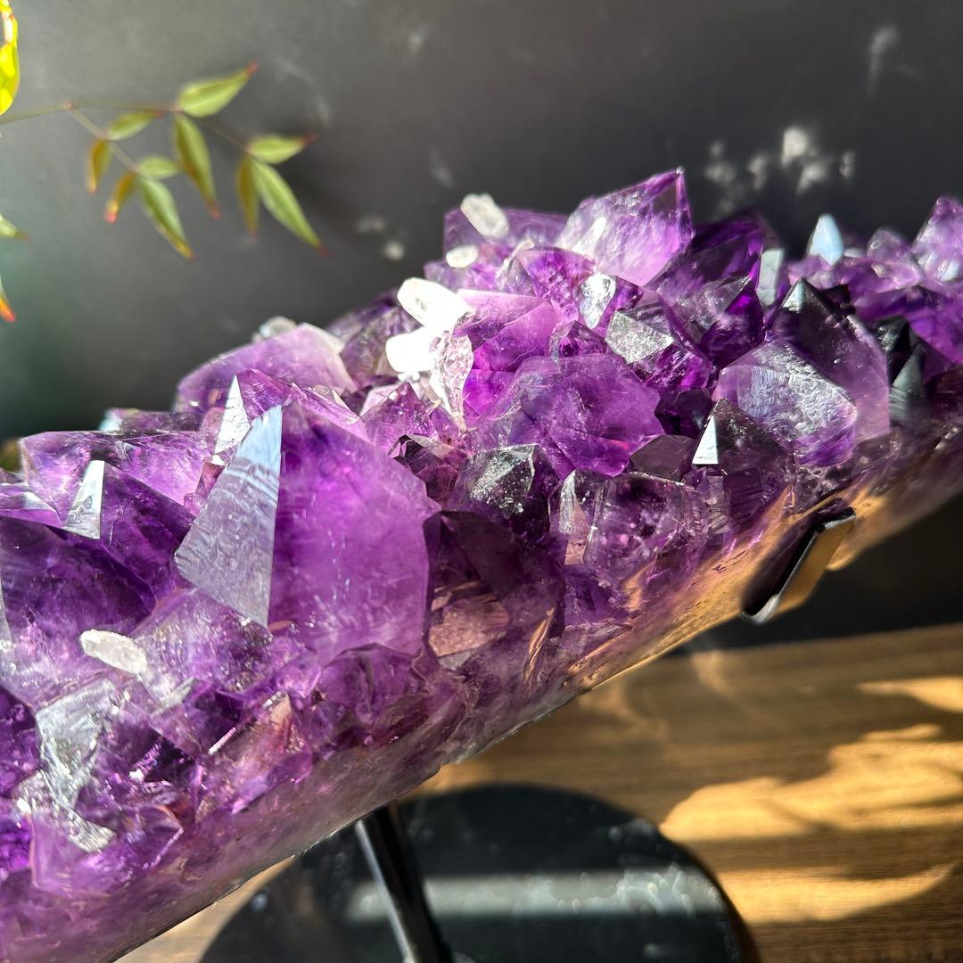 【最高品質】天然石 アメジストの原石　置物G.302