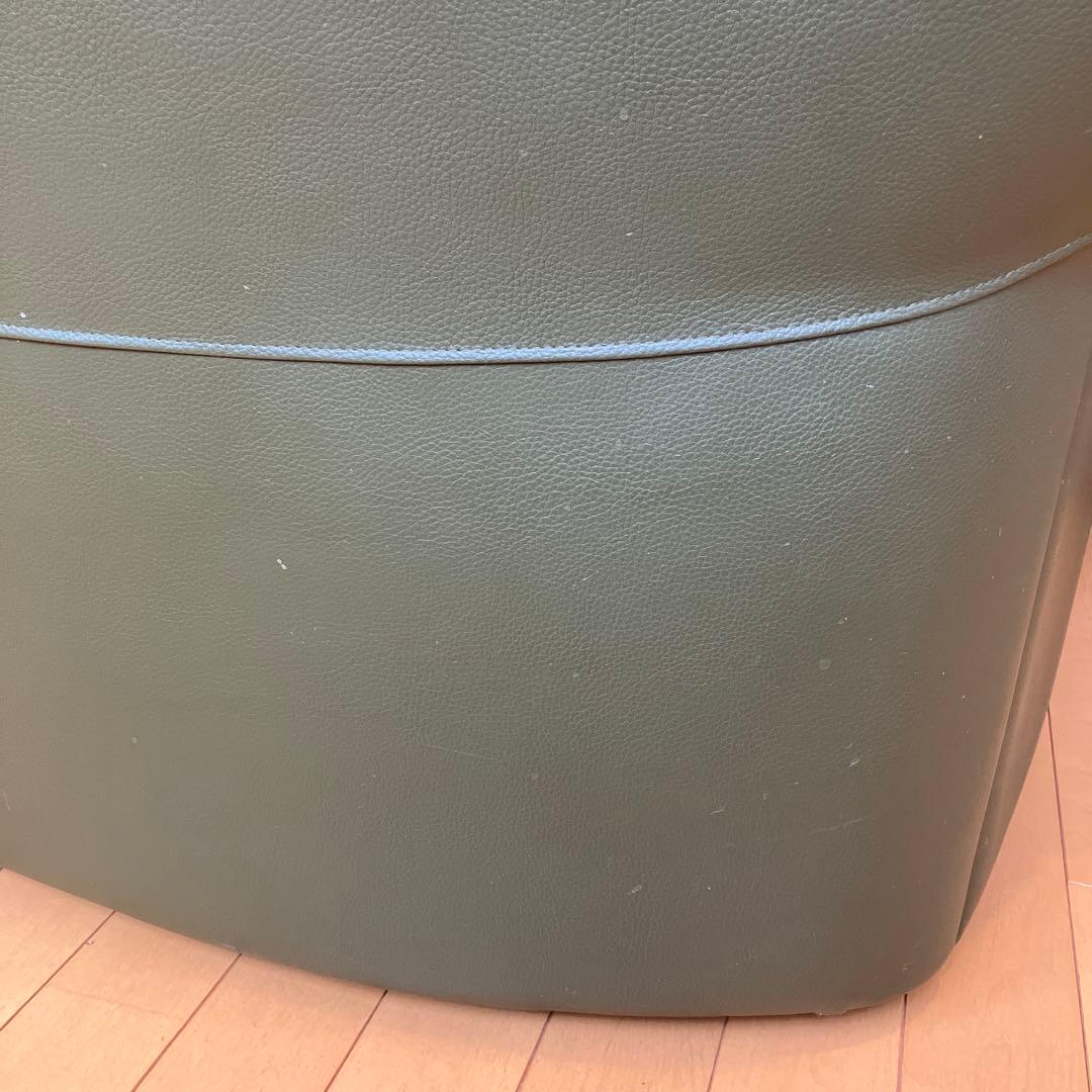 カリモク　三人がけ本革ソファー