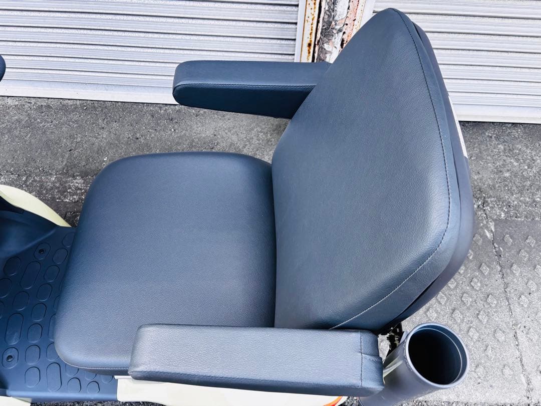 送料込み ほぼ新車 スズキ SUZUKI セニアカー シニアカー　ET4D8