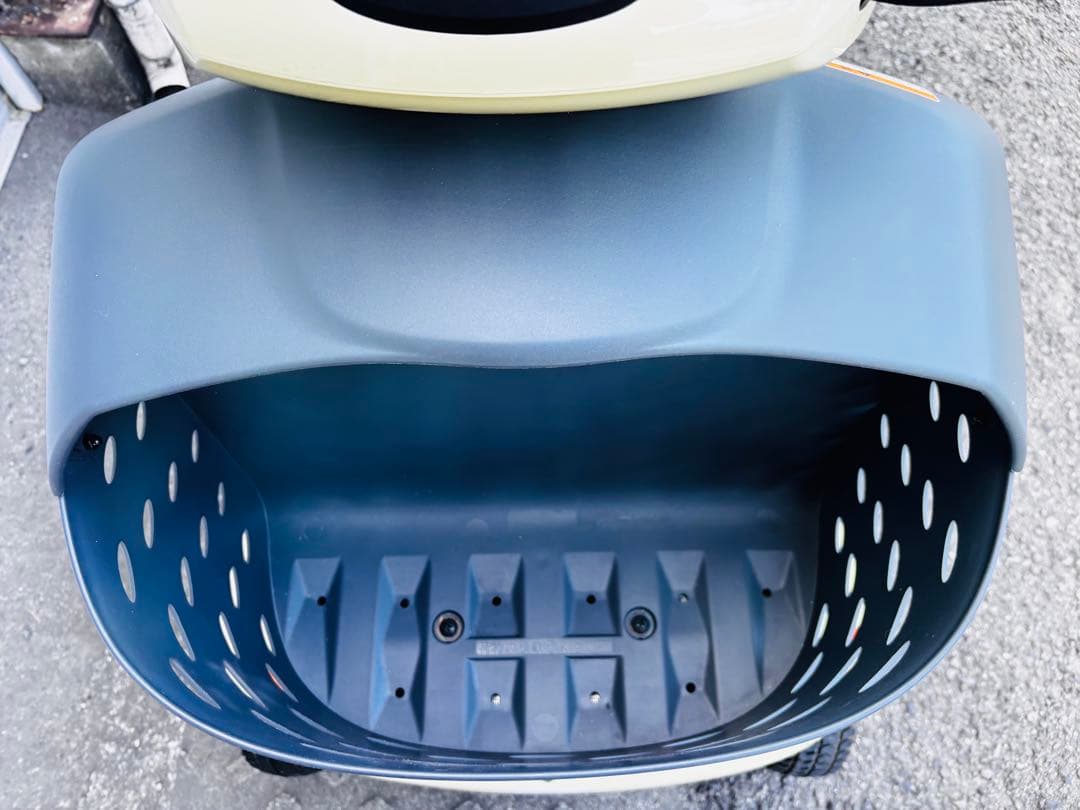 送料込み ほぼ新車 スズキ SUZUKI セニアカー シニアカー　ET4D8