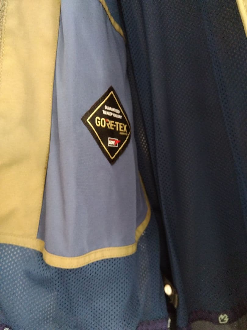 REW THE BASIC JKT 23−24 M