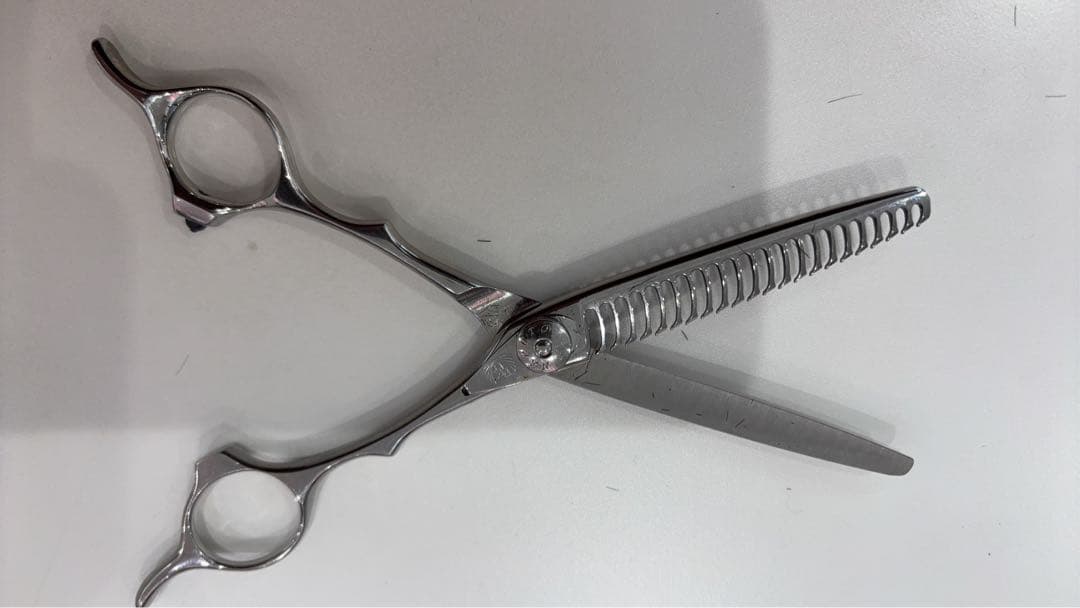 ナルト　naruto scissors 四梳きシェアライン　セニングシザー